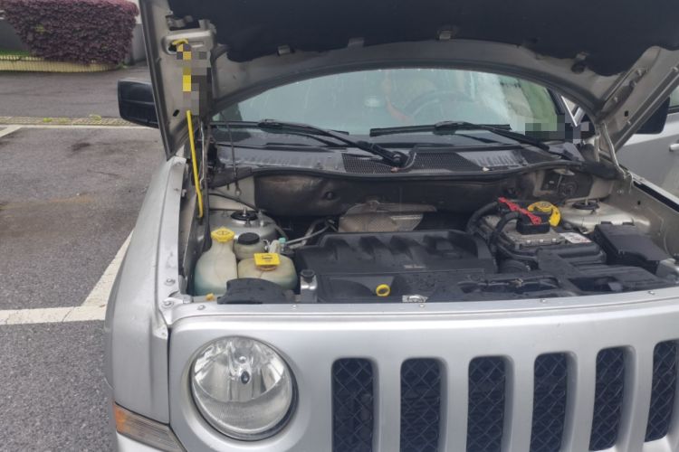 Used Jeep Patriot 2012 2.4 Sport Edition Engine Bay Right