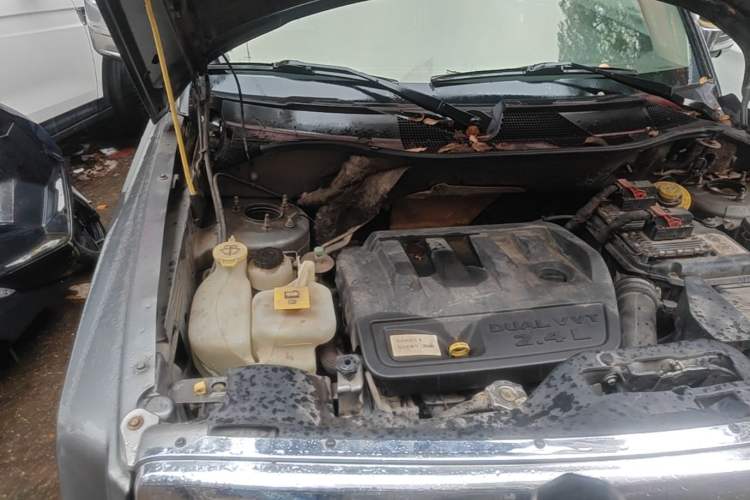 Used Jeep Patriot 2012 2.4 Sport Edition Engine Bay Right