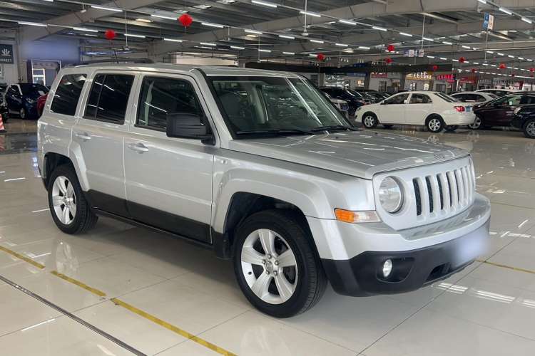Used Jeep Patriot 2012 2.4 Sport Edition Front Right 45 Deg