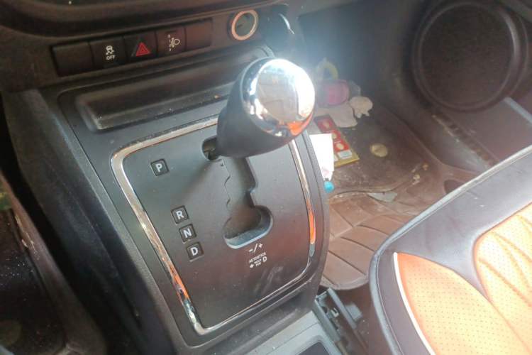 Used Jeep Patriot 2012 2.4 Sport Edition Gear Lever