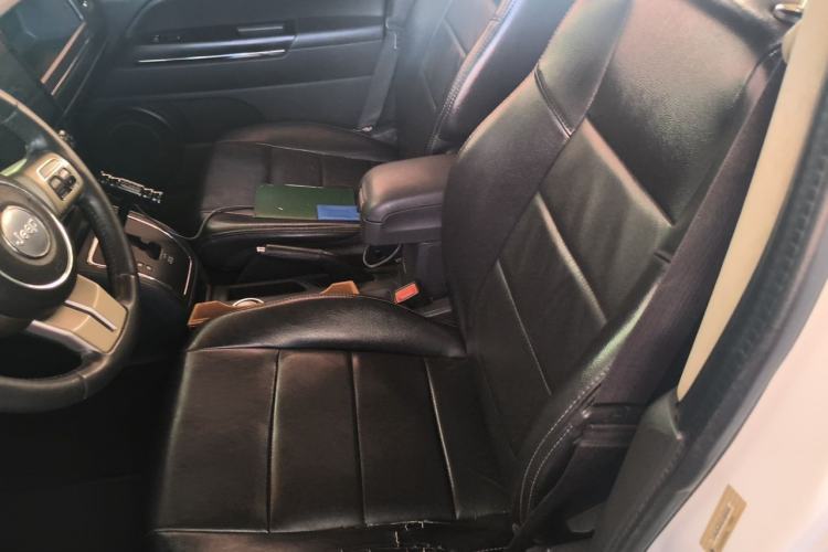 Used Jeep Patriot 2012 2.4 Luxury Edition Left Front Seat