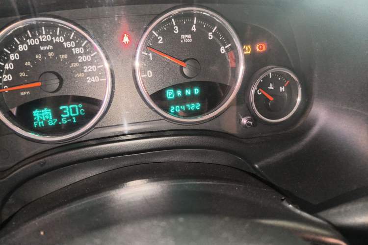 Used Jeep Patriot 2012 2.4 Luxury Edition Odometer Close Up