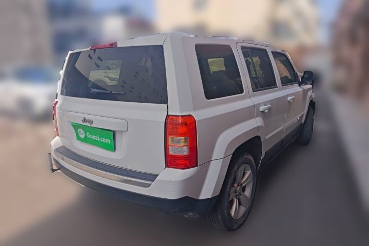 Used Jeep Patriot 2012 2.4 Luxury Edition Rear Right 45 Deg