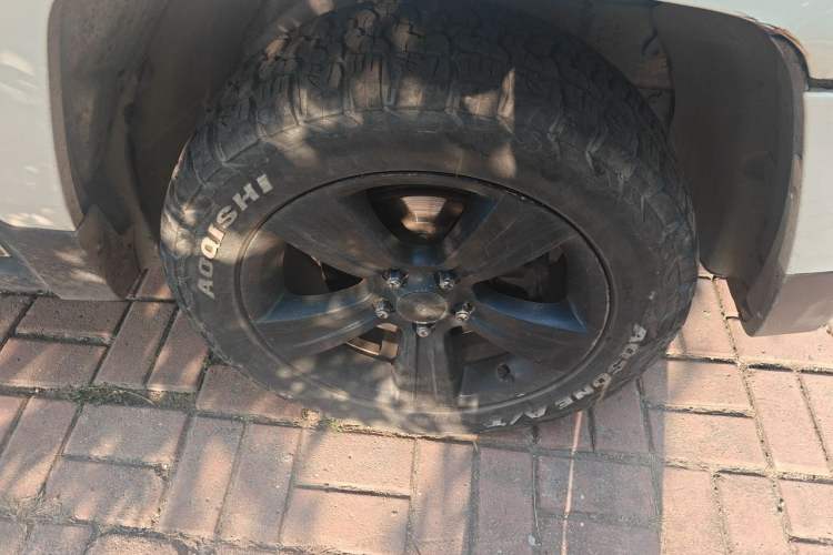 Used Jeep Patriot 2012 2.4 Luxury Edition Right Front Wheel Hub