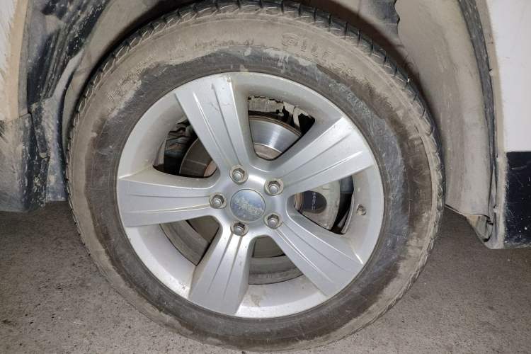 Used Jeep Patriot 2012 2.4 Sport Edition Right Front Wheel Hub