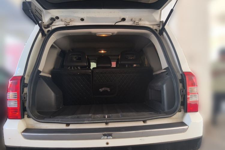 Used Jeep Patriot 2012 2.4 Luxury Edition Trunk