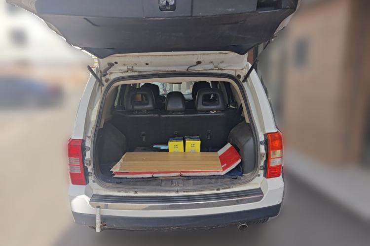 Used Jeep Patriot 2012 2.4 Luxury Edition Trunk