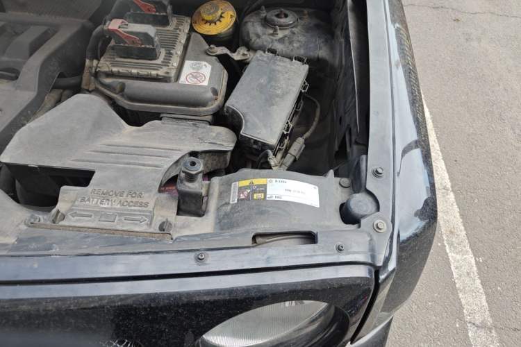 Used Jeep Patriot 2013 2.4 Sport Edition Engine Bay Left