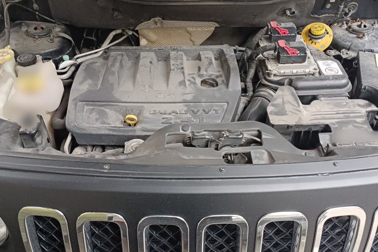 Used Jeep Patriot 2013 2.4 Sport Edition Engine Bay