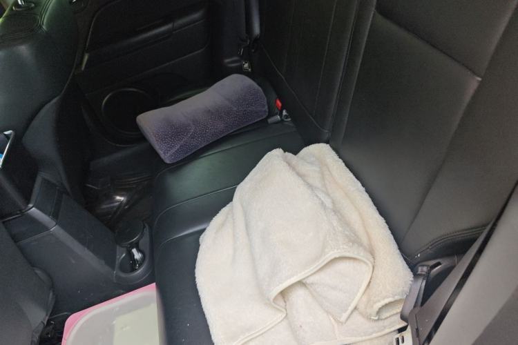 Used Jeep Patriot 2013 2.4 Luxury Navigation Edition Left Rear Seat
