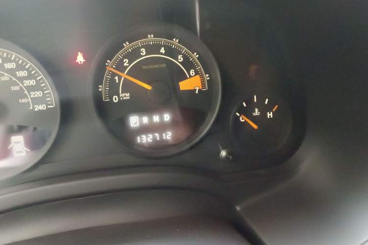 Used Jeep Patriot 2013 2.4 Sport Edition Odometer Close Up