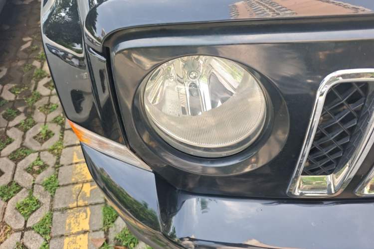 Used Jeep Patriot 2013 2.4 Luxury Navigation Edition Right Front Headlight