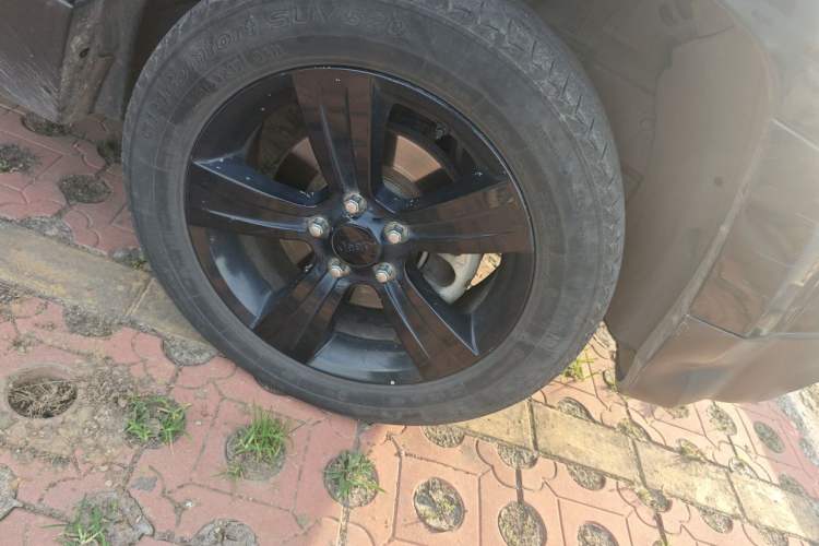 Used Jeep Patriot 2013 2.4 Sport Edition Right Front Wheel Hub