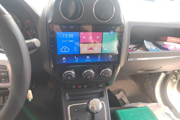 Used Jeep Patriot 2013 2.4 Black Sport Edition Audio And AC Panel