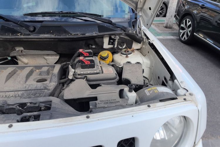 Used Jeep Patriot 2013 2.4 Sport Edition Engine Bay Left