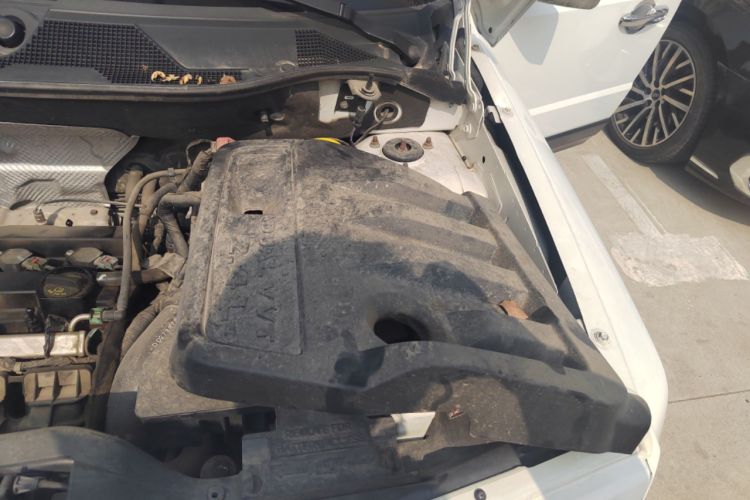 Used Jeep Patriot 2013 2.4 Black Sport Edition Engine Bay Left