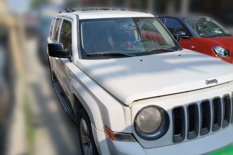 Used Jeep Patriot 2013 2.4 Luxury Navigation Edition Front Right 45 Deg