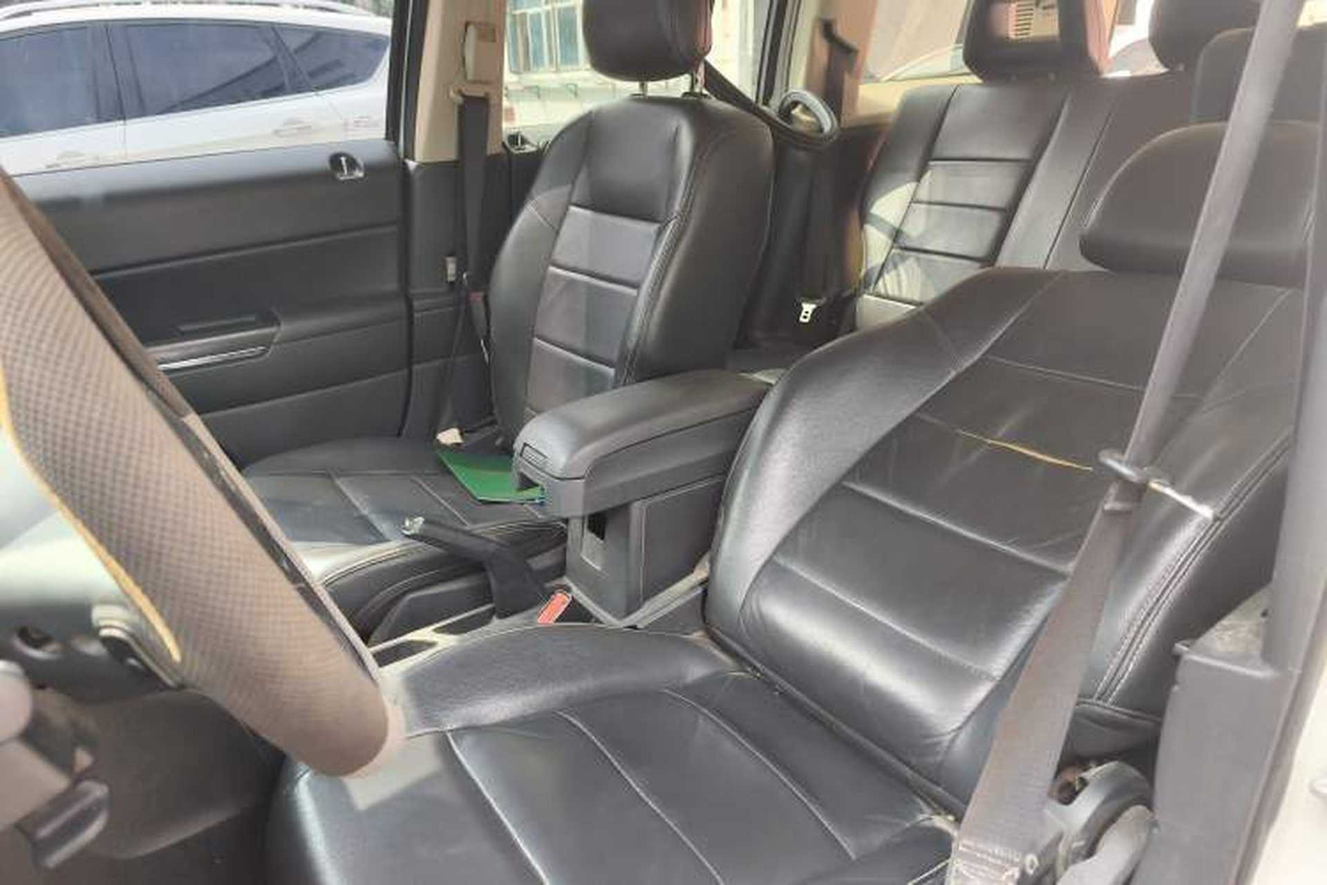 Used Jeep Patriot 2013 2.4 Luxury Navigation Edition Left Front Seat