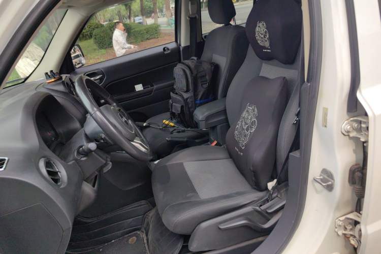 Used Jeep Patriot 2013 2.4 Black Sport Edition Left Front Seat