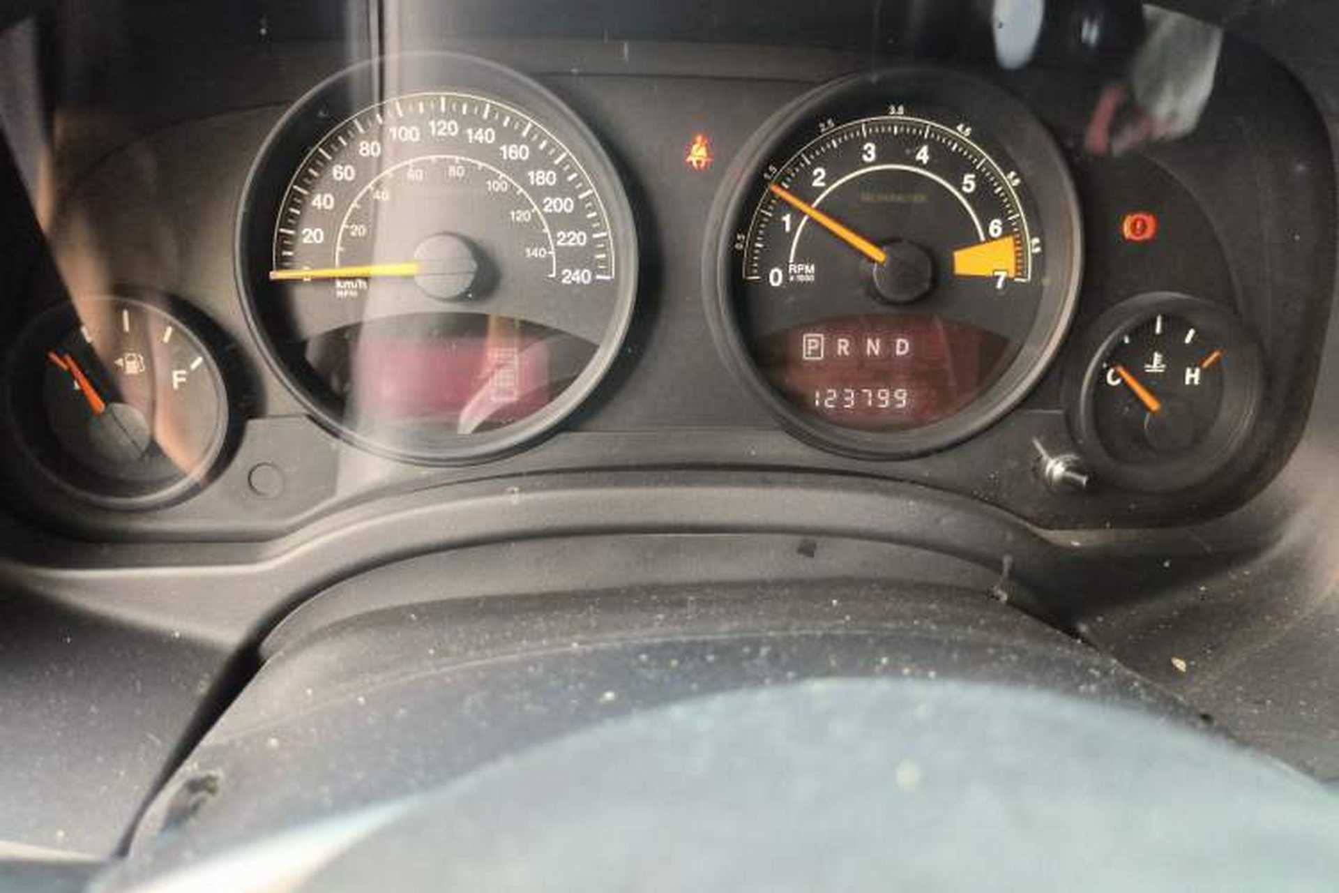 Used Jeep Patriot 2013 2.4 Sport Edition Odometer Close Up