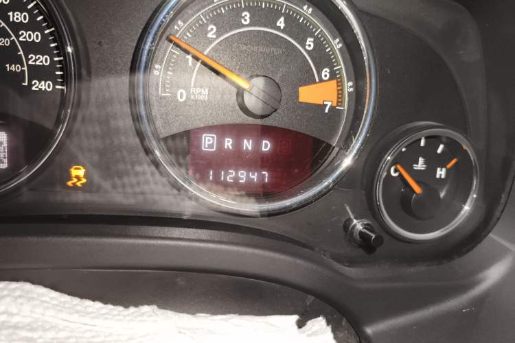 Used Jeep Patriot 2013 2.4 Luxury Navigation Edition Odometer Close Up