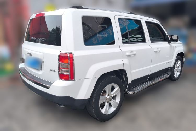 Used Jeep Patriot 2013 2.4 Luxury Navigation Edition Rear Right 45 Deg