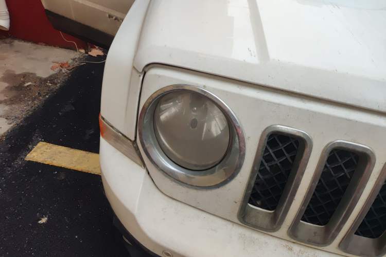 Used Jeep Patriot 2013 2.4 Luxury Navigation Edition Right Front Headlight