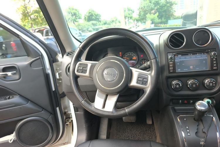 Used Jeep Patriot 2013 2.4 Sport Edition Steering Wheel