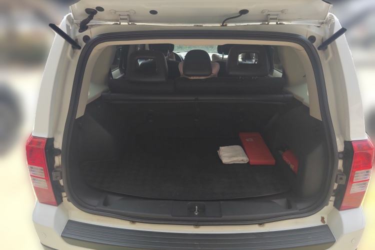 Used Jeep Patriot 2013 2.4 Black Sport Edition Trunk
