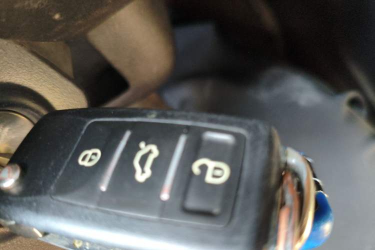 Used Jeep Patriot 2013 2.4 Luxury Navigation Edition Vehicle Key