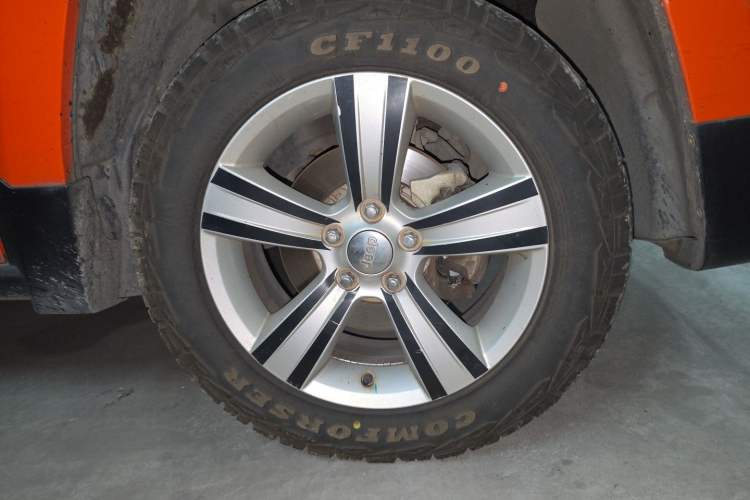 Used Jeep Patriot 2013 2.4 Luxury Navigation Edition Right Front Wheel Hub