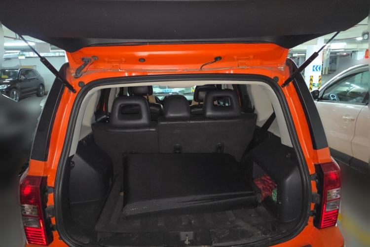 Used Jeep Patriot 2013 2.4 Luxury Navigation Edition Trunk
