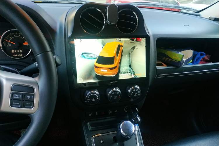 Used Jeep Patriot 2014 2.4L Luxury Navigation Edition Audio And AC Panel