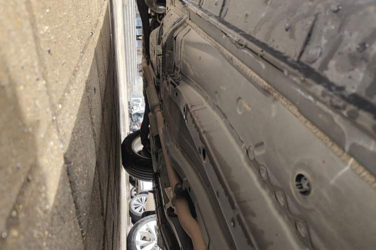 Used Jeep Patriot 2014 2.4L Luxury Navigation Edition Chassis Front Right
