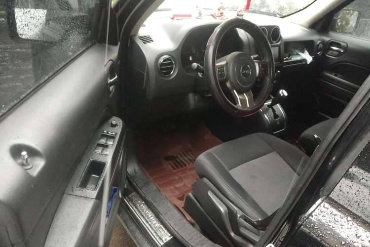 Used Jeep Patriot 2014 2.0L Sport Enhanced Edition Driver Seat