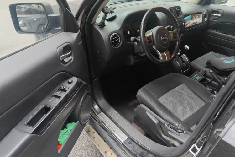 Used Jeep Patriot 2014 2.4L Sport Edition Driver Seat