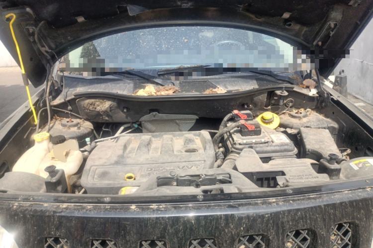Used Jeep Patriot 2014 2.4L Luxury Navigation Edition Engine Bay