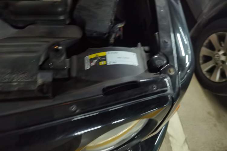 Used Jeep Patriot 2014 2.4L Sport Edition Engine Bay Left