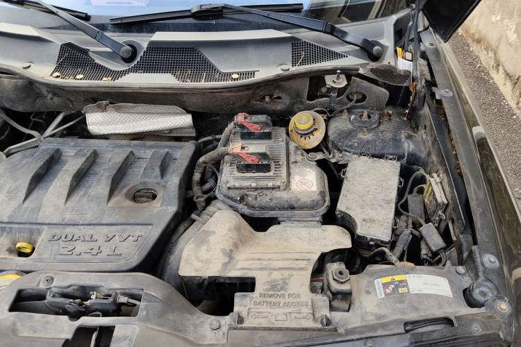 Used Jeep Patriot 2014 2.4L Luxury Navigation Edition Engine Bay Left