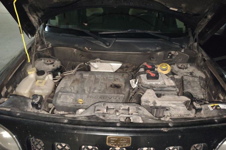 Used Jeep Patriot 2014 2.0L Sport Edition Engine Bay