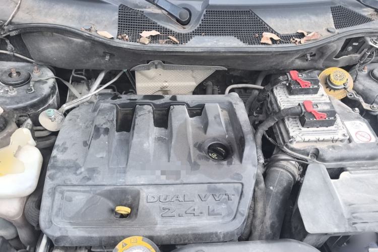Used Jeep Patriot 2014 2.4L Sport Edition Engine Bay