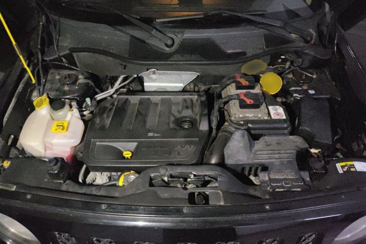 Used Jeep Patriot 2014 2.4L Luxury Navigation Edition Engine Bay