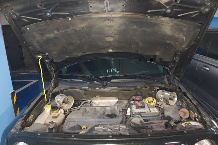 Used Jeep Patriot 2014 2.4L Sport Edition Engine Bay