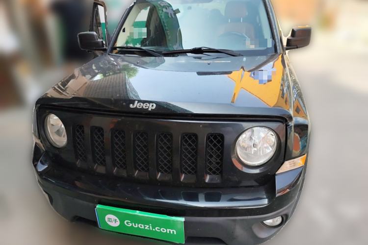 Used Jeep Patriot 2014 2.4L Sport Edition Front