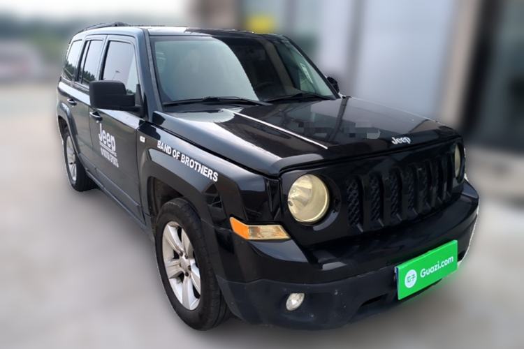 Used Jeep Patriot 2014 2.4L Sport Edition Front Right 45 Deg