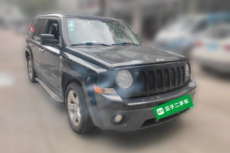 Used Jeep Patriot 2014 2.0L Sport Enhanced Edition Front Right 45 Deg