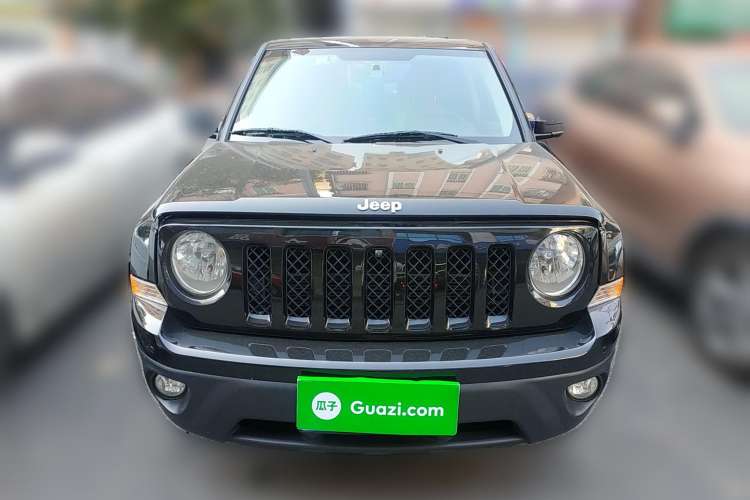 Used Jeep Patriot 2014 2.4L Luxury Navigation Edition Front
