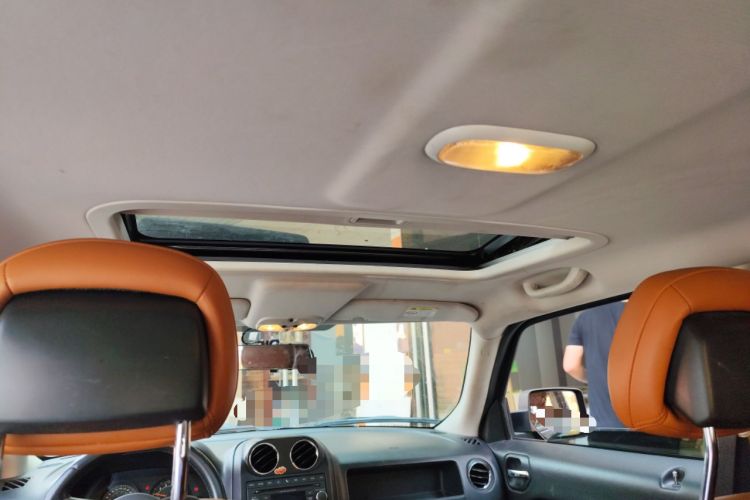 Used Jeep Patriot 2014 2.4L Sport Edition Headliner