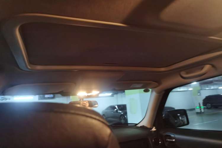 Used Jeep Patriot 2014 2.4L Sport Edition Headliner