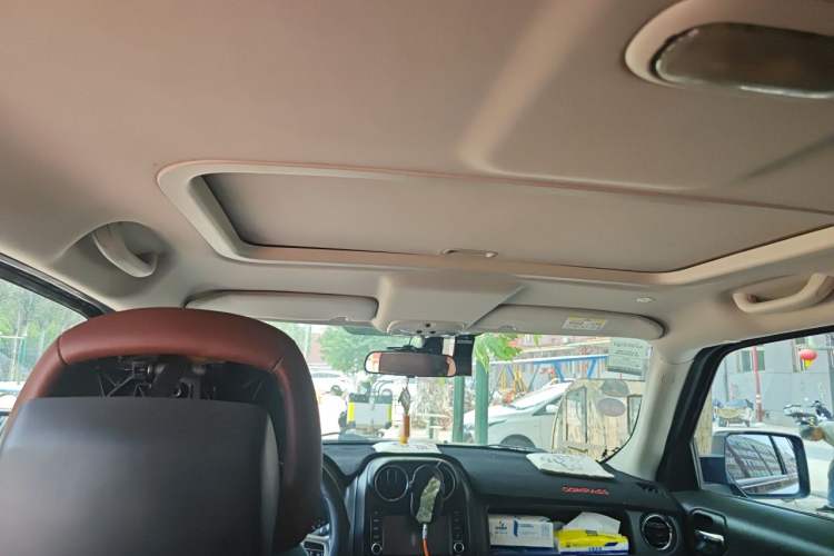 Used Jeep Patriot 2014 2.4L Sport Edition Headliner